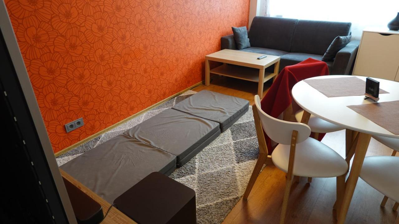 Cozy Telliskivi Apartment Near City Centre Таллин Экстерьер фото